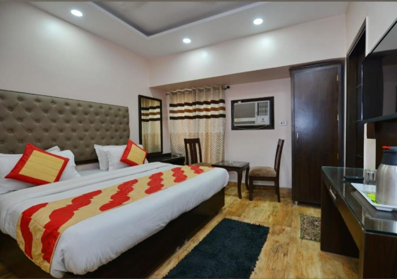 Hotel I Stay & Revels Near New Delhi Railway Station- By Ap Singh Hotels Екстериор снимка