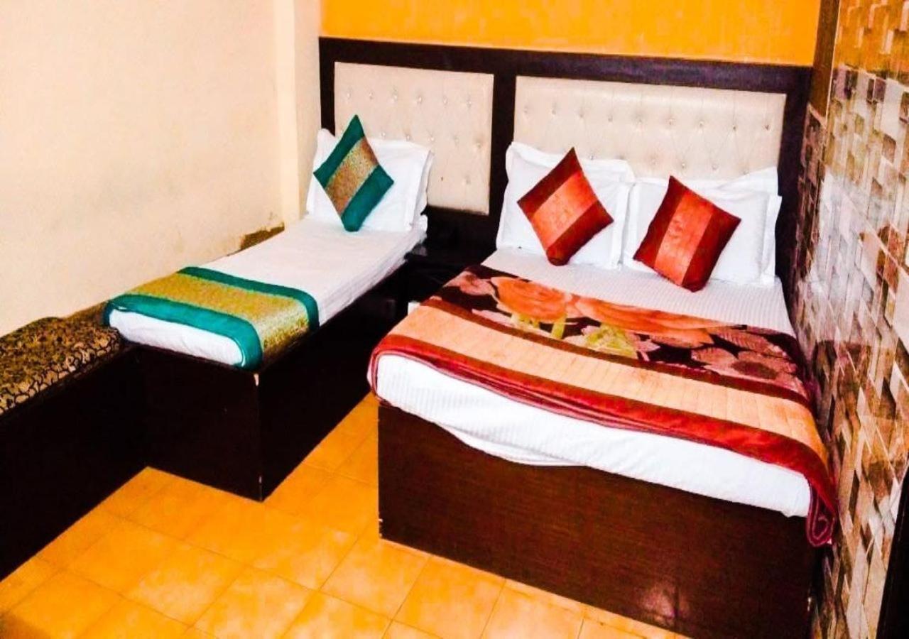 Hotel I Stay & Revels Near New Delhi Railway Station- By Ap Singh Hotels Екстериор снимка