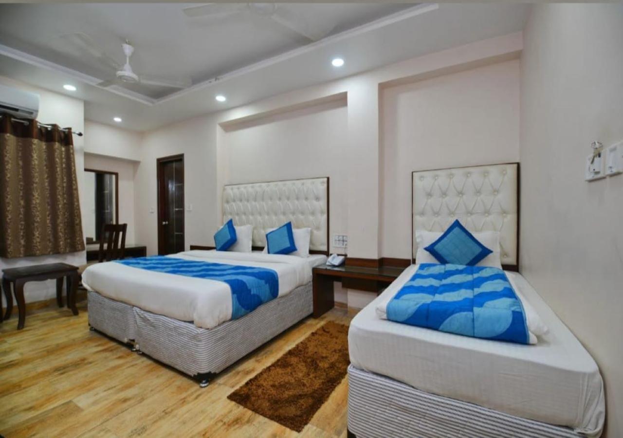Hotel I Stay & Revels Near New Delhi Railway Station- By Ap Singh Hotels Екстериор снимка
