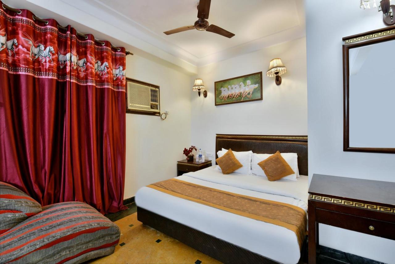 Hotel I Stay & Revels Near New Delhi Railway Station- By Ap Singh Hotels Екстериор снимка